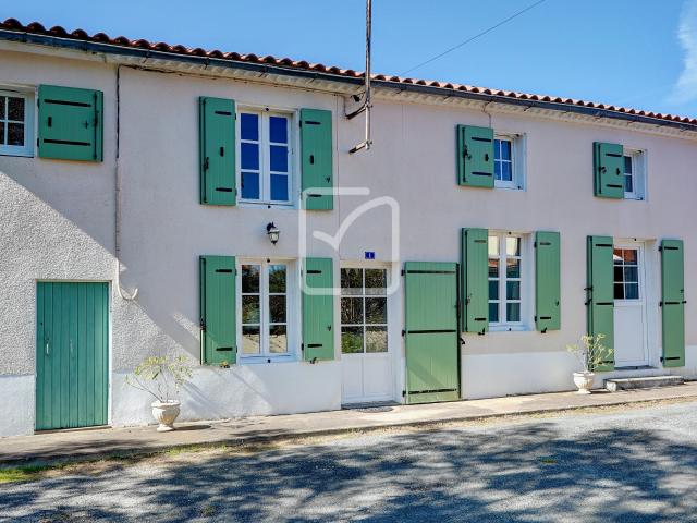 Maison vente à Les Rousselières, Allonne