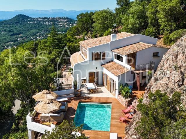 Maison vente à Arrondissement de Draguignan, Les Adrets-de-l'estérel