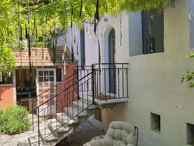 Maison vente à Arles