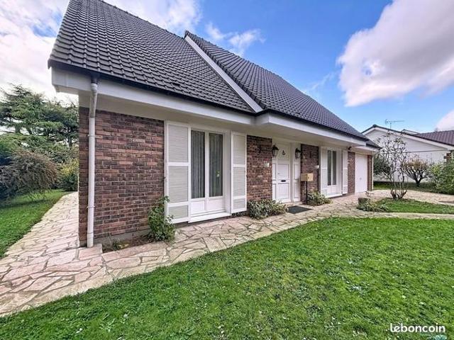 Maison vente à Rambouillet, Voisins-le-bretonneux