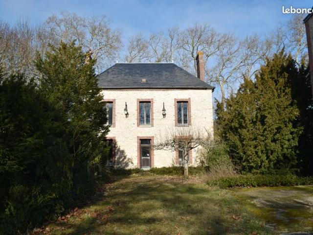 Maison vente à Montargis, Montcresson
