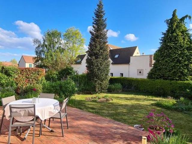 Maison vente à Avallon, Bois-d'arcy