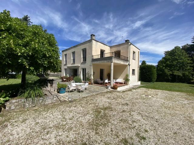 Maison vente à France métropolitaine, Berre-les-alpes