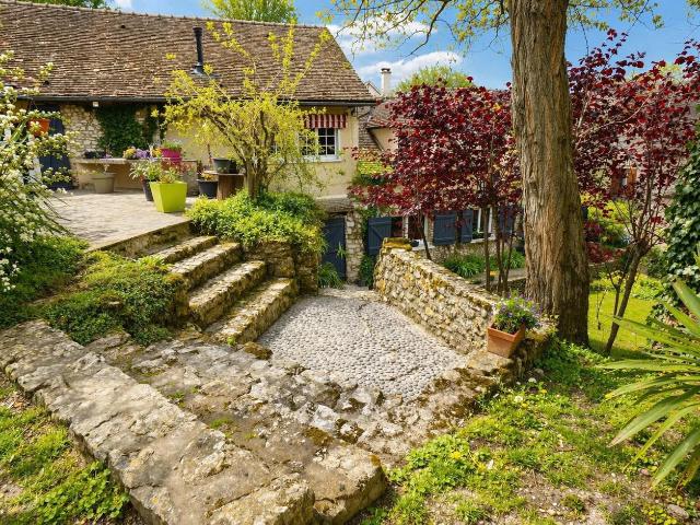 Maison vente à Mantes-la-Jolie, Montchauvet