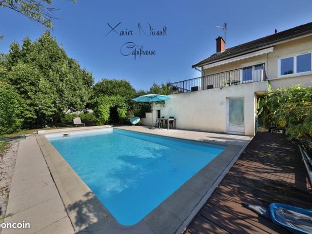 Maison vente à Bourg-en-Bresse, Bourg-en-bresse