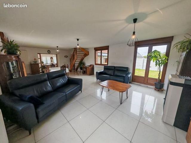 Maison vente à Avesnes-sur-Helpe, Hecq
