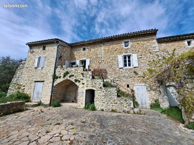Maison vente à Gras