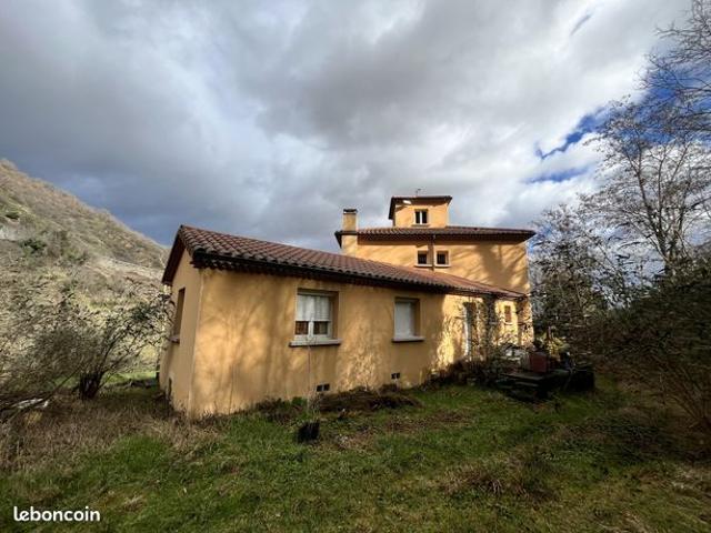 Maison vente à Mâcon, Serrières