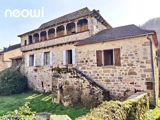 Maison vente à Figeac, Fons