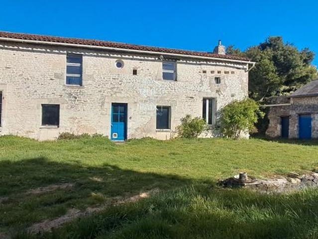 Maison vente à Châtellerault, Orches
