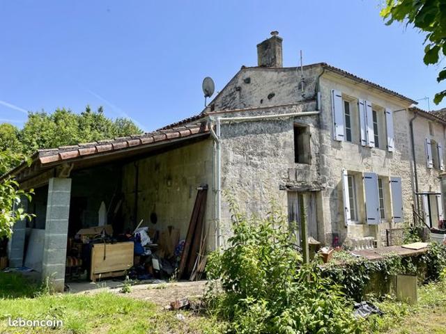 Maison vente à Saint-Jean-d'Angély, Saint-savinien