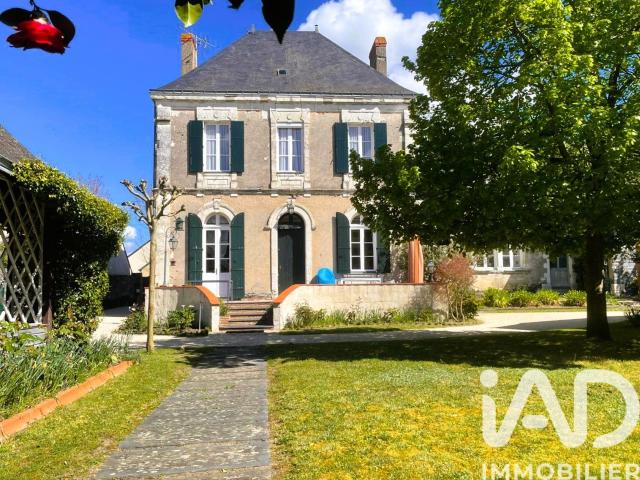 Maison vente à Angers, Corné