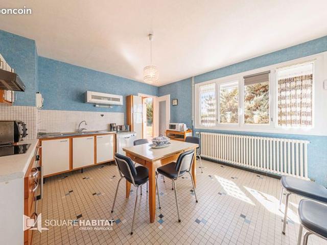 Maison vente à Saint-Jean-en-Val, Puy-de-Dôme