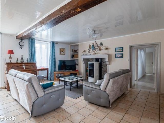 Maison vente à Saint-Jean-d'Angély, Paillé