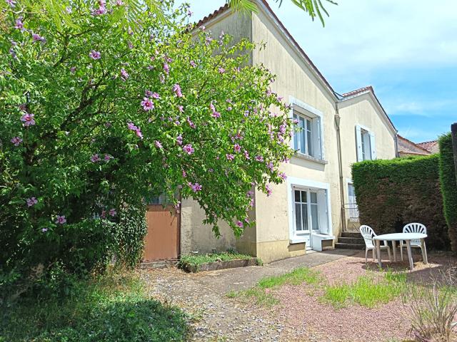 Maison vente à Fontenay-le-Comte, Saint-michel-le-cloucq
