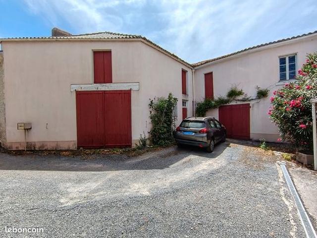 Maison vente à Fontenay-le-Comte, Saint-michel-le-cloucq