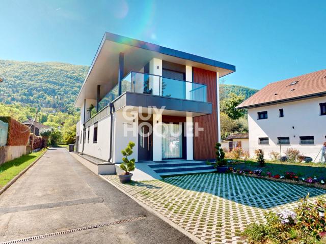 Maison vente à Annecy, Sévrier