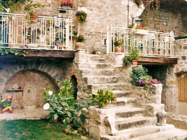 Maison vente à Sainte-Eulalie-de-Cernon, Aveyron