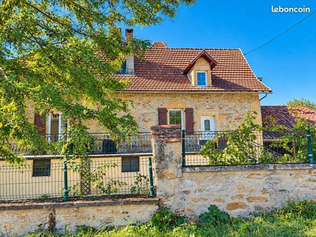 Maison vente à Capdenac, Lot