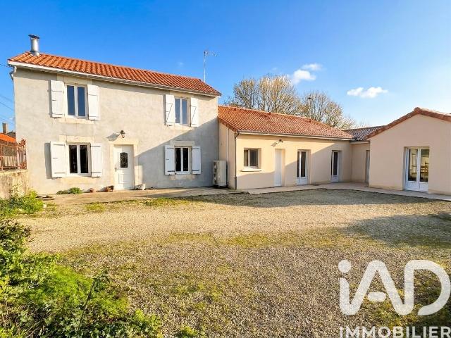 Maison vente à La Chutelière, La Ferrière-en-Parthenay