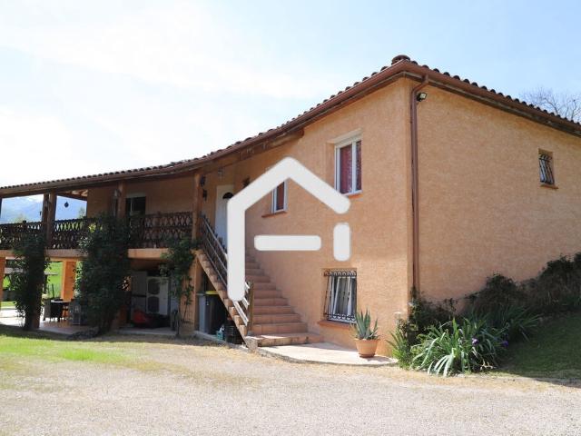 Maison vente à Foix, Occitanie