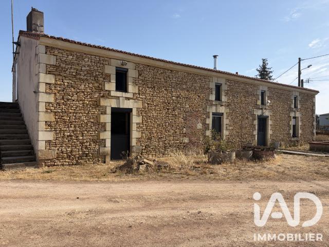 Maison vente à Bressuire, Sainte-radegonde