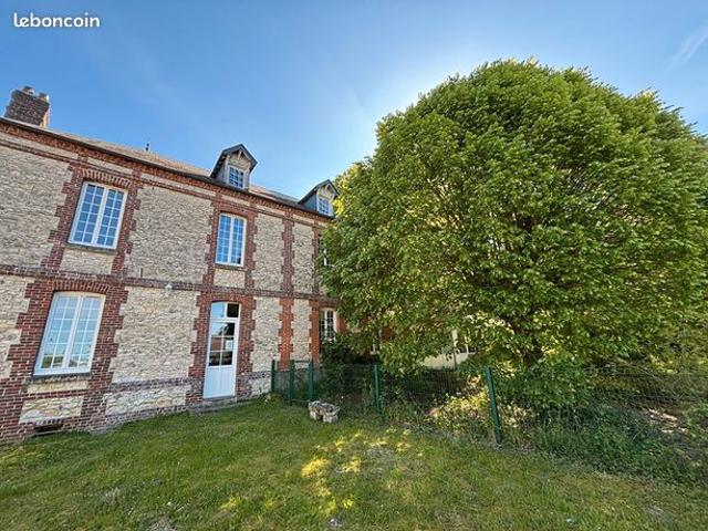 Maison vente à Beauvais, Trie-château