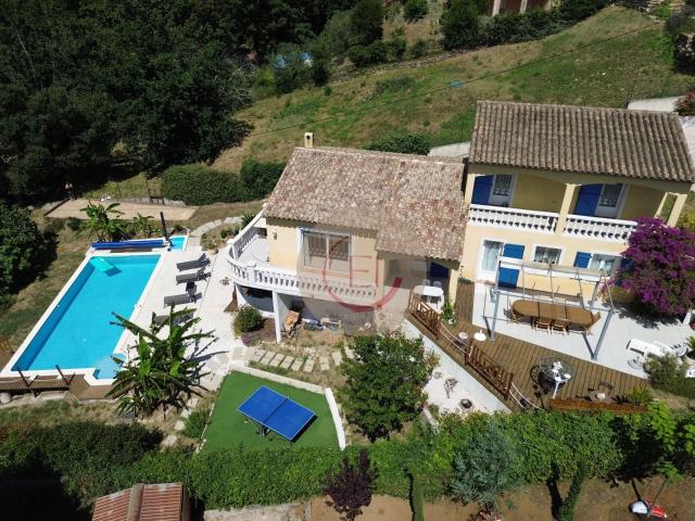 Maison vente à Arrondissement de Draguignan, Les Adrets-de-l'estérel