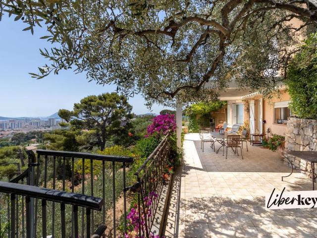 Maison vente à Arrondissement de Toulon, Toulon