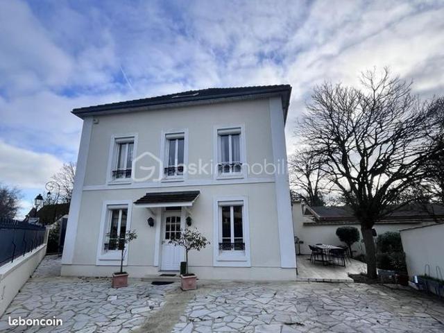 Maison vente à Roissy-en-France, Val-d'Oise