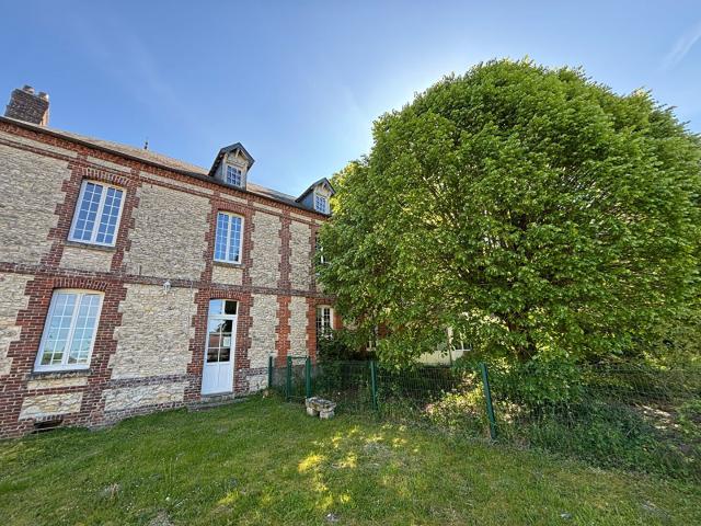 Maison vente à Beauvais, Trie-château