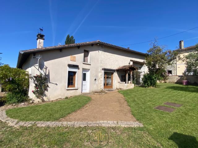 Maison vente à Angoulême, Chalais