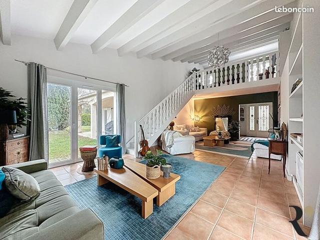 Maison vente à Cognac, Mons