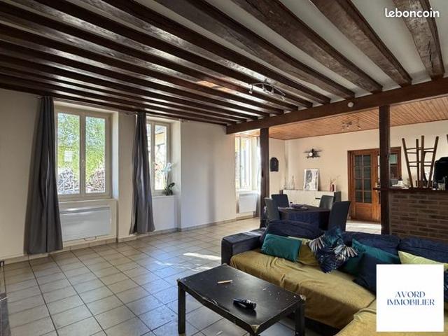 Maison vente à Bourges, Étréchy