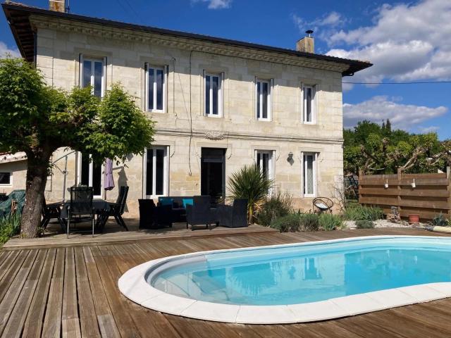Maison vente à Bordeaux, Saucats