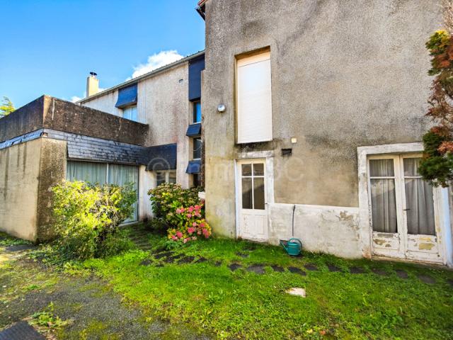 Maison vente à Niort, Sauzé-vaussais