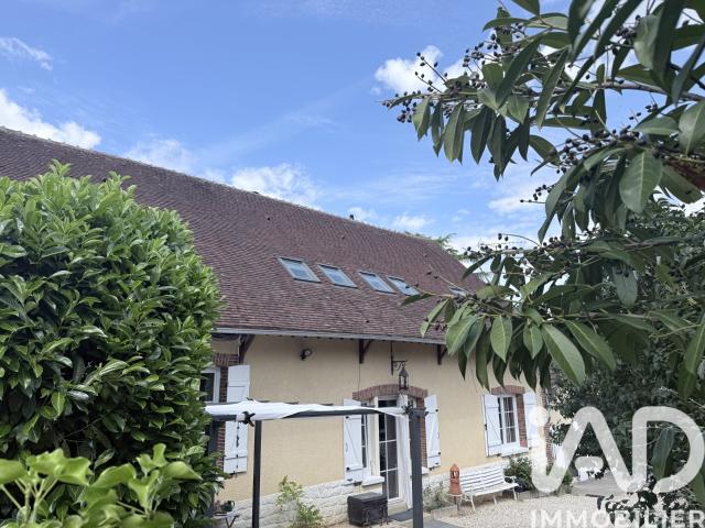 Maison vente à Volgré, Montholon