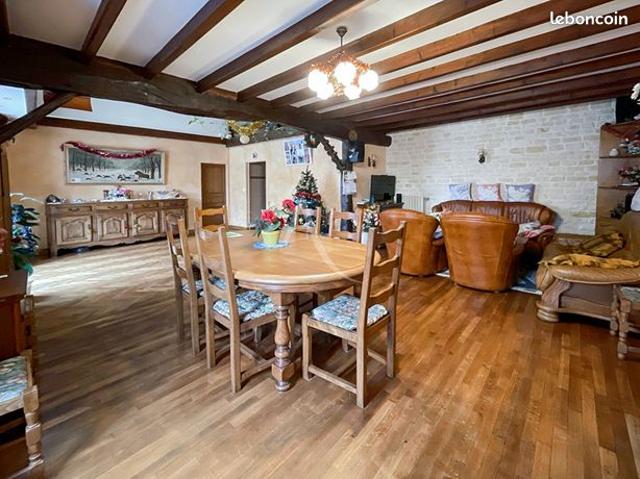 Maison vente à Saint-Jean-d'Angély, Romazières