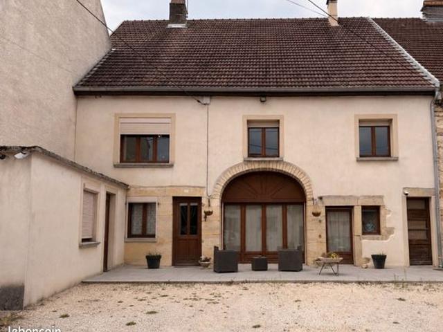 Maison vente à Vesoul, Lavoncourt