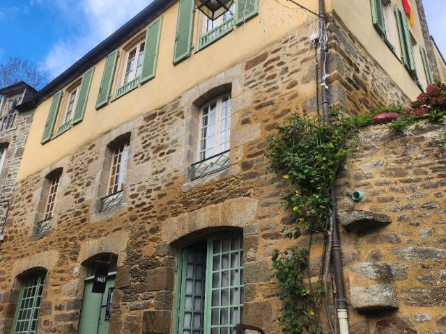 Maison vente à Dinan, Bretagne