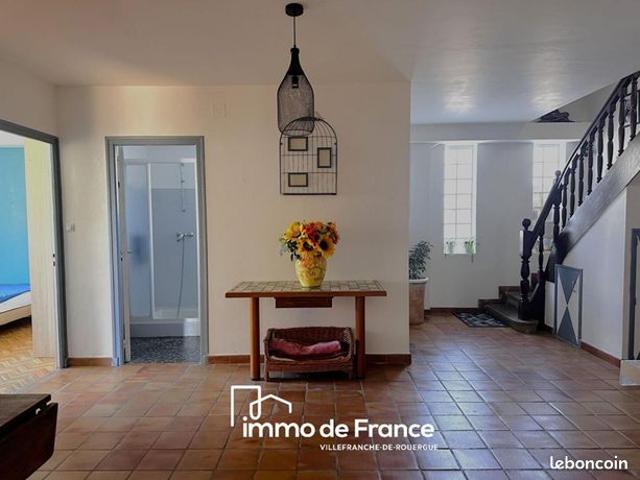 Maison vente à Villefranche-de-Rouergue, Vailhourles