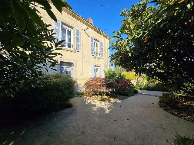 Maison vente à Fontenay-le-Comte, Breuil-barret