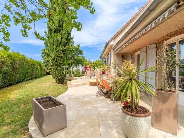 Maison vente à Versailles, Noisy-le-roi
