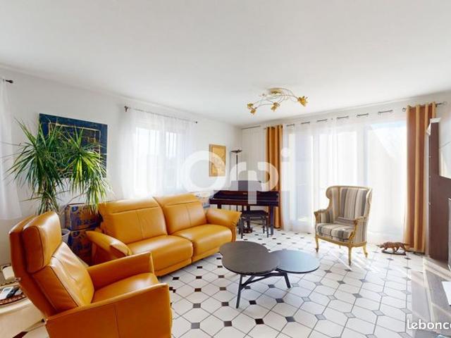 Maison vente à Fontainebleau, Île-de-France