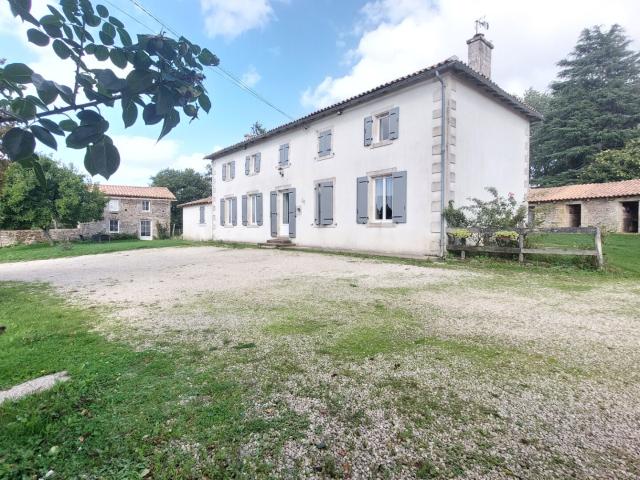 Maison vente à Saint-Martin-lès-Melle, Melle
