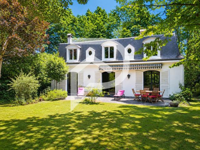 Maison vente à Saint-Germain-en-Laye, L'etang-la-ville