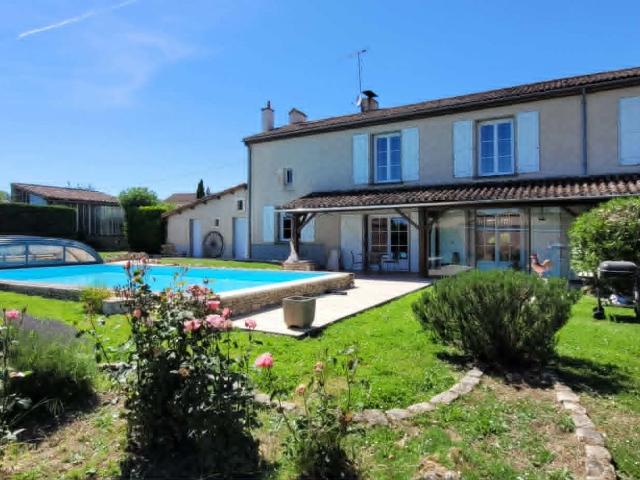 Maison vente à Bourgversé, Béruges