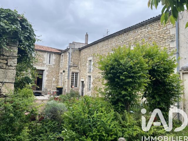 Maison vente à Rochefort, Le Gua