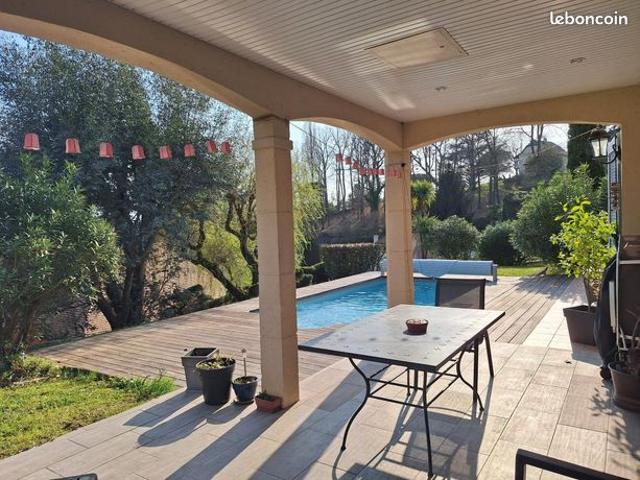 Maison vente à Pau, Serres-castet