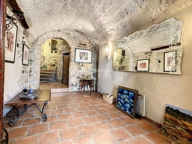 Maison vente à Nîmes, Montfrin